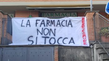 striscione farmacia artena