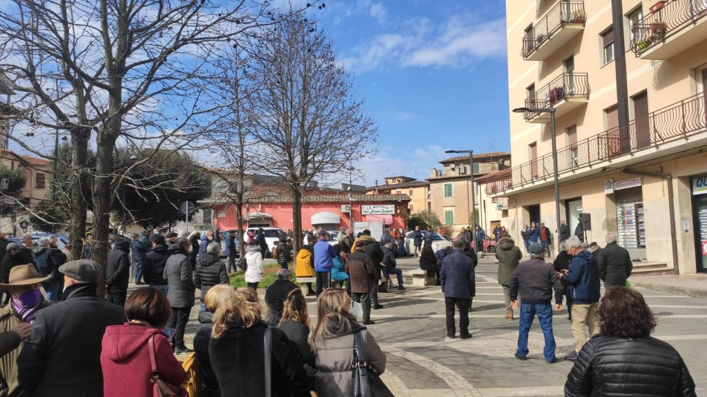 manifestazione piazza artena