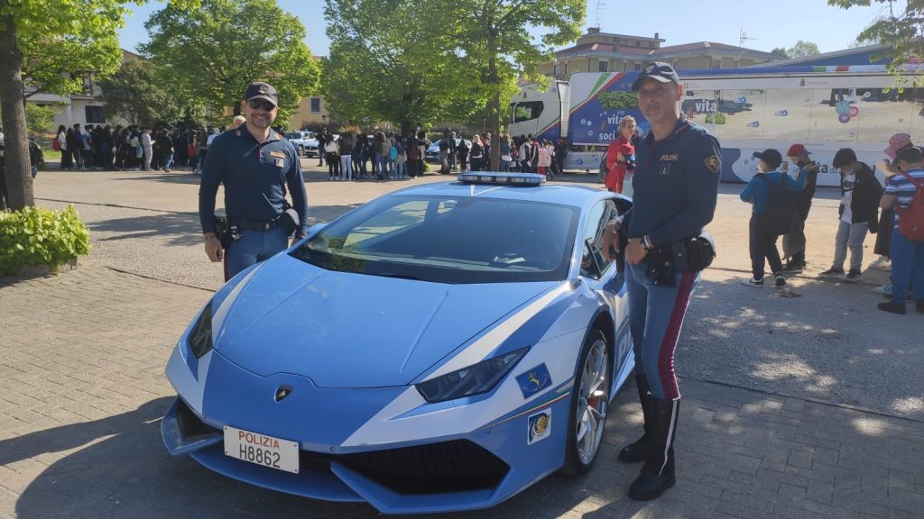 lamborghini polizia colleferro